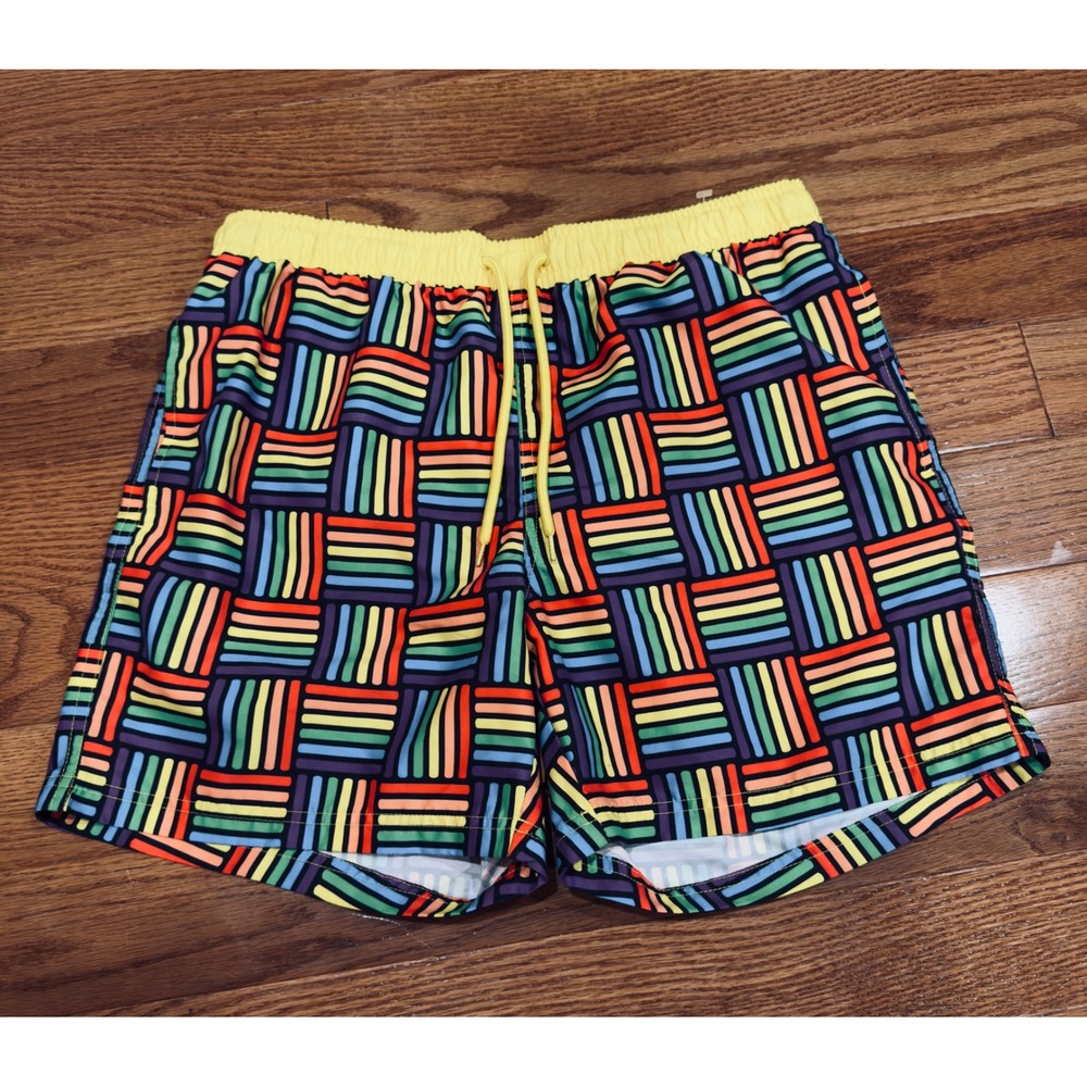Way to Celebrate Pride Mens Rainbow Geometric Swim Trunks Medium 32-34